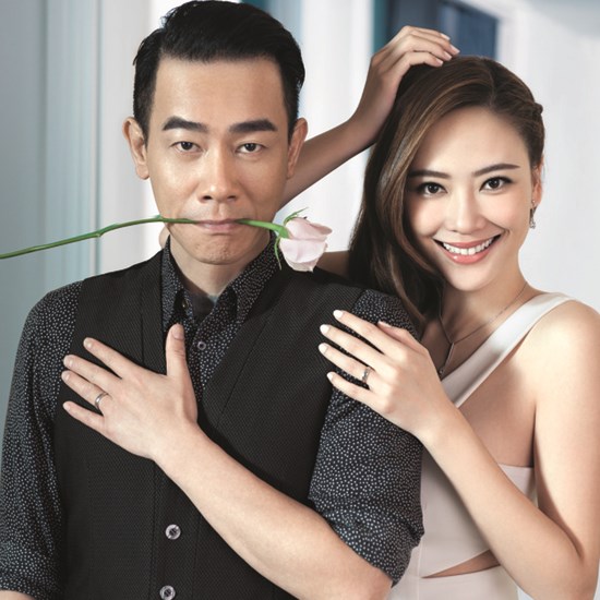 陳小春、應(yīng)采兒夫婦成為香港寶靈珠寶代言人